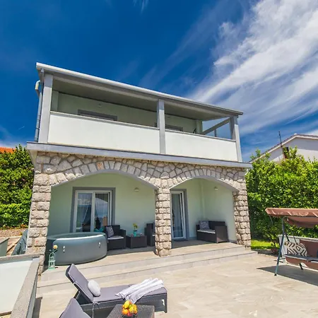 Tara With Seaview شقة كرك