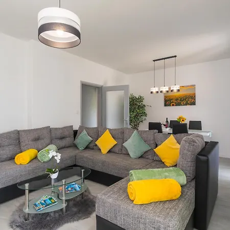 Tara With Seaview كرك